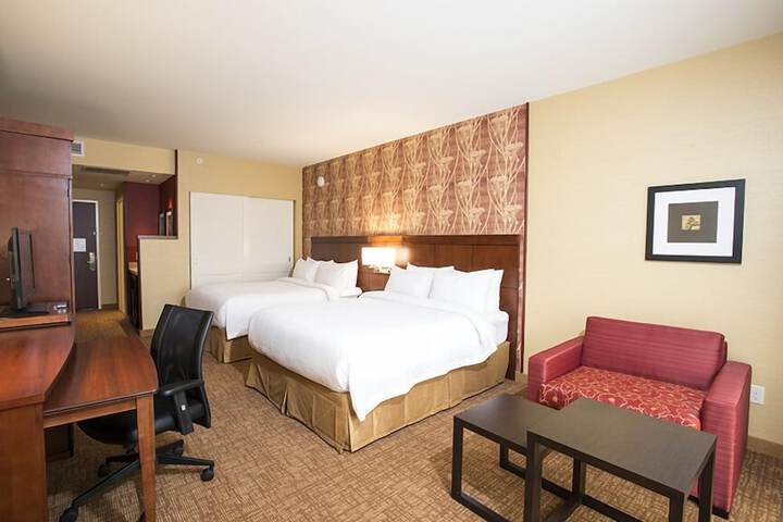 Room 8 of 35