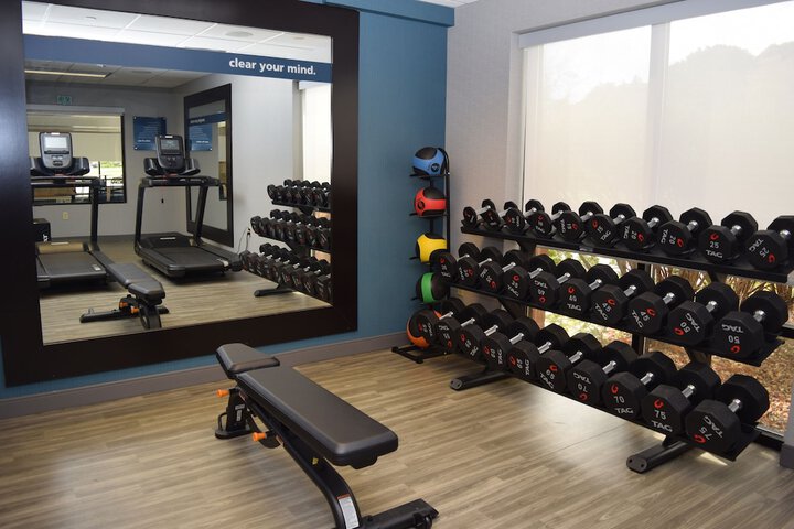 Hampton Inn & Suites Albany Airport