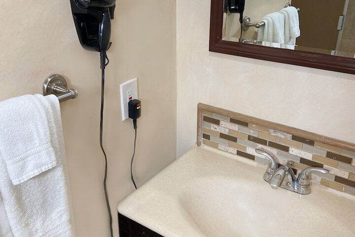Nite Inn - Walking Distance to Universal Studios Hollywood