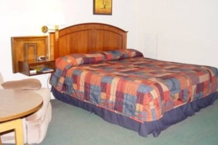 BUDGET HOST VISTA INN