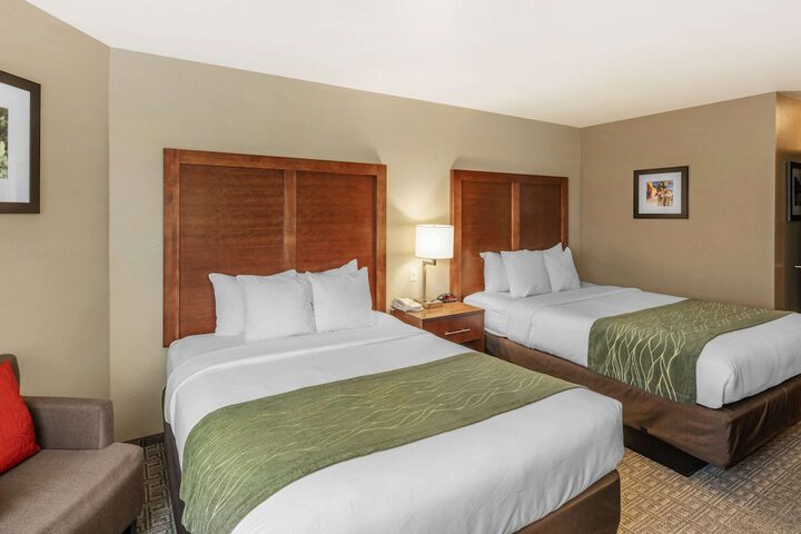 Room 21 of 33