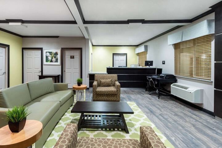 Hotel Interior 4 of 14