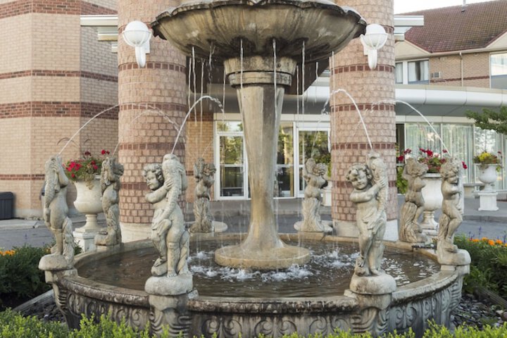 Hotel Exterior 58 of 61