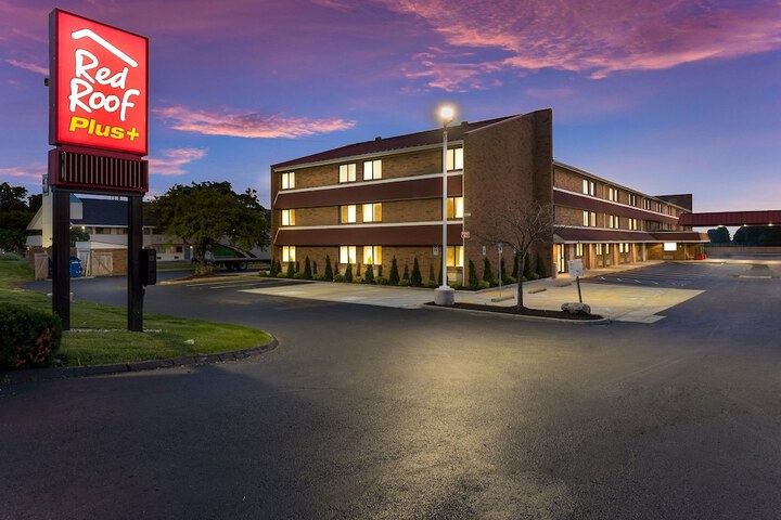 Hotel 3 of 27
