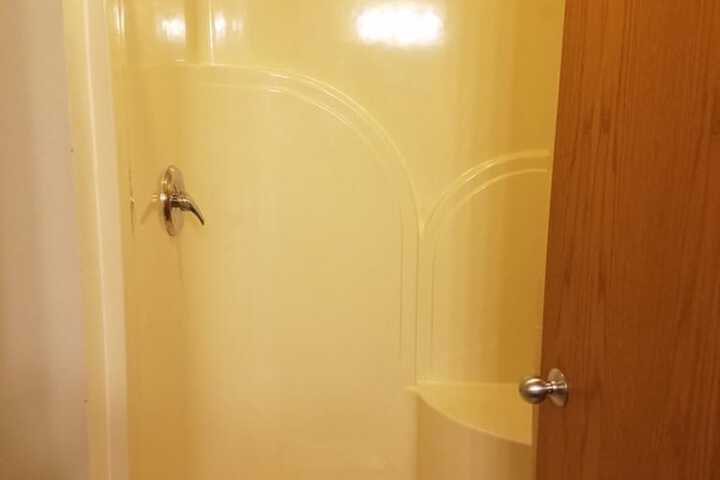 Room 10 of 37