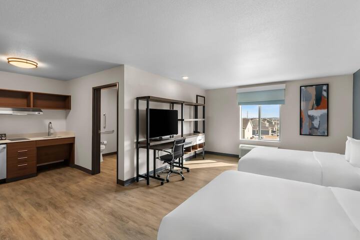 Everhome Suites Bastrop by Choice Hotels