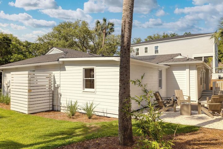 Lumie by Avantstay 5BR Ranch w / Firepit + Patio