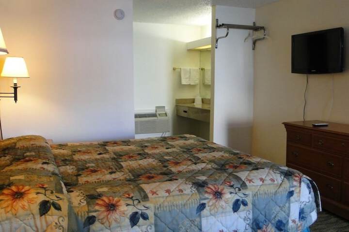 Room 17 of 52