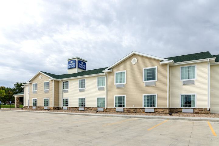 Hotel 2 of 42