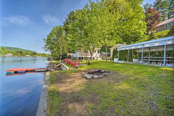 Lake Luzerne Home w / Fire Pit on Hudson River