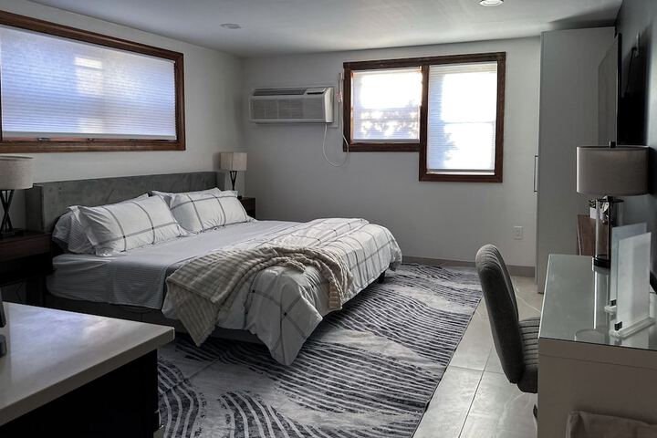 DTW Suites