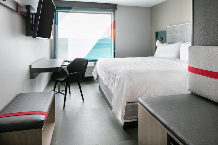 avid hotel Roseville - Minneapolis North by IHG
