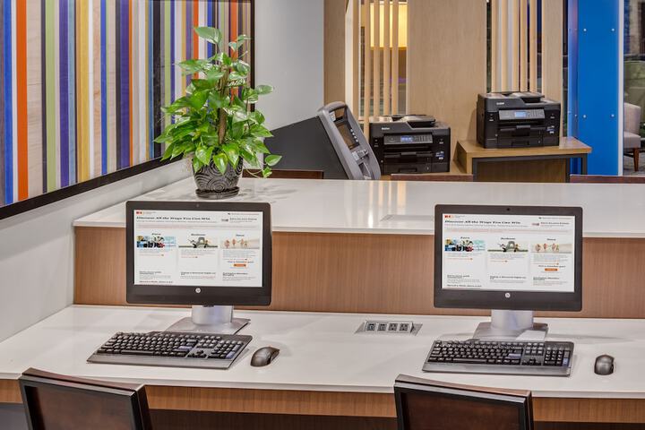 Business Center 50 of 50