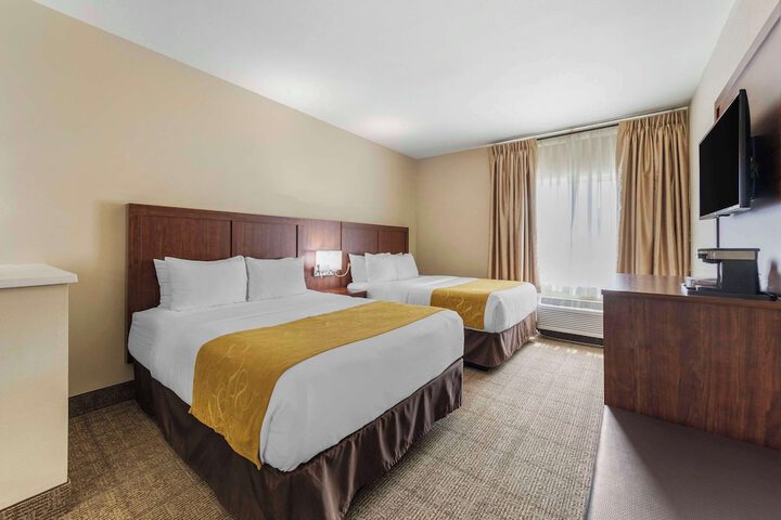 Room 33 of 44