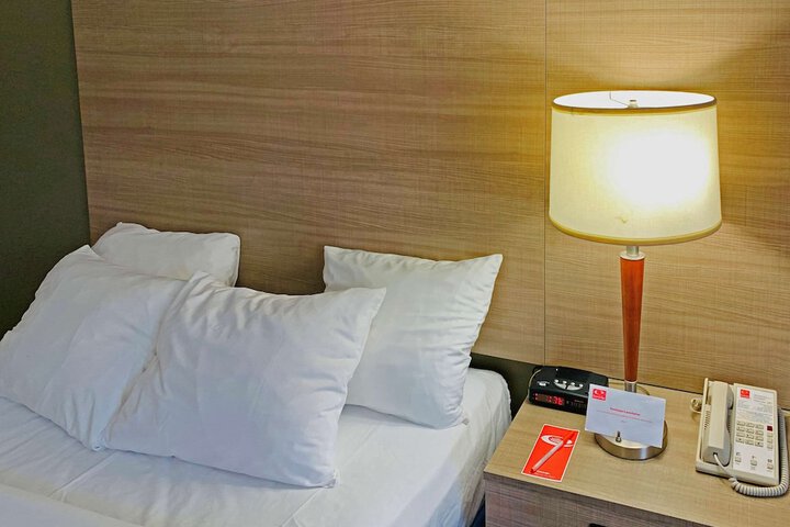 Room 54 of 71