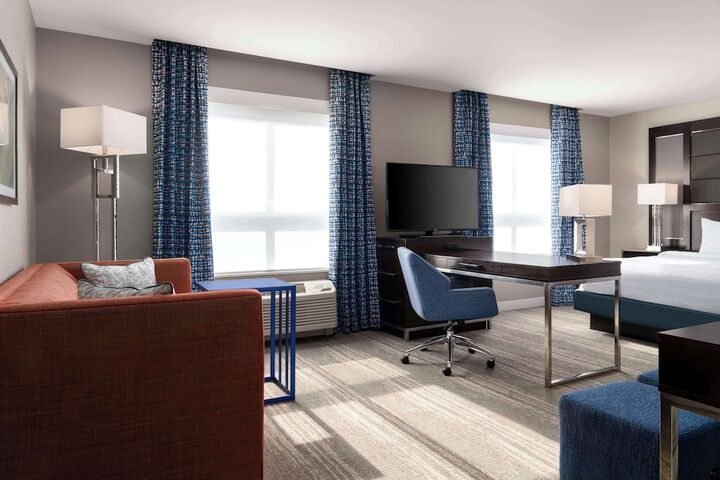 Room 44 of 66