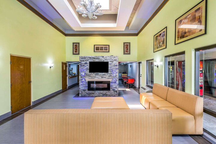 Rodeway Inn Knoxville East