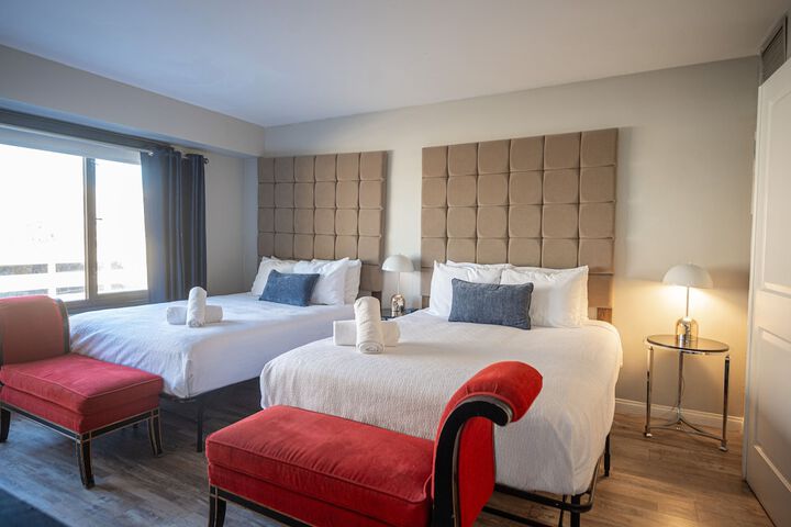 Room 34 of 63