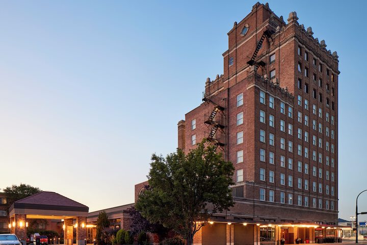 The Marcus Whitman Hotel