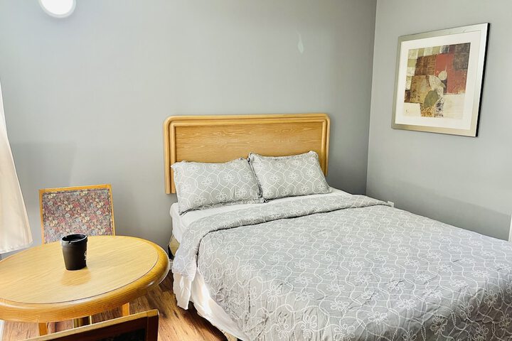 Room 13 of 24