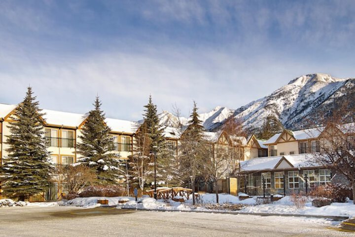 Hotel 5 of 53