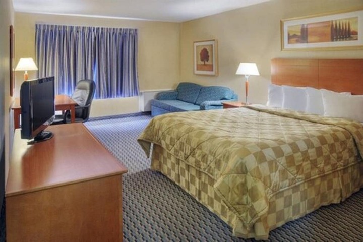 Room 19 of 37
