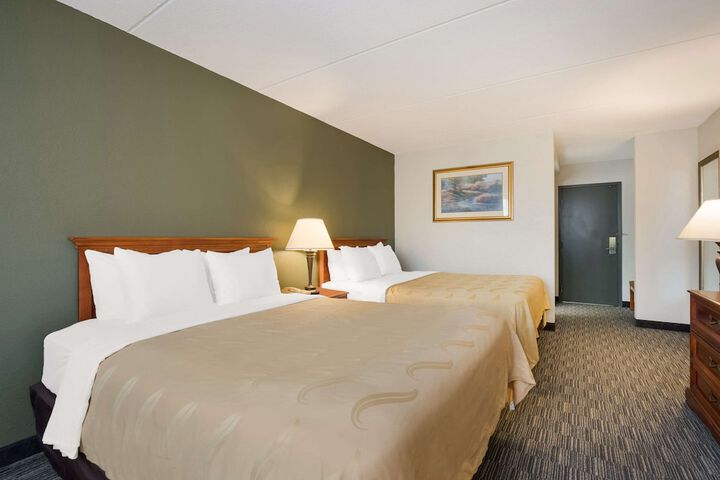 Room 16 of 29