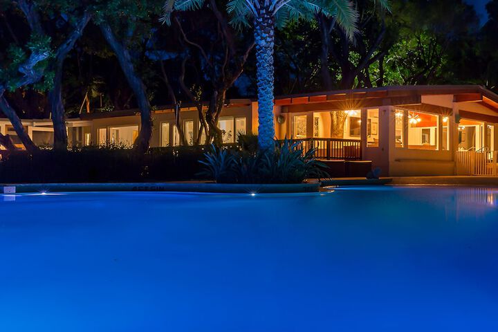 Pool 4 of 57