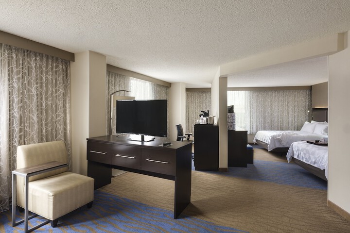 Room 43 of 92