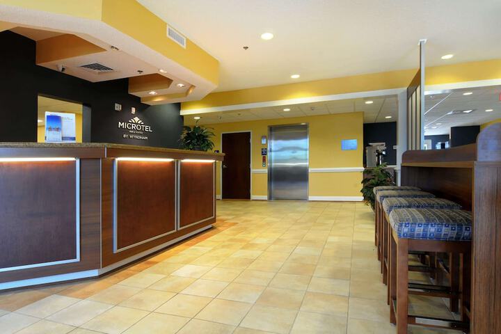 Microtel Inn & Suites by Wyndham Columbus / Near Fort Benning