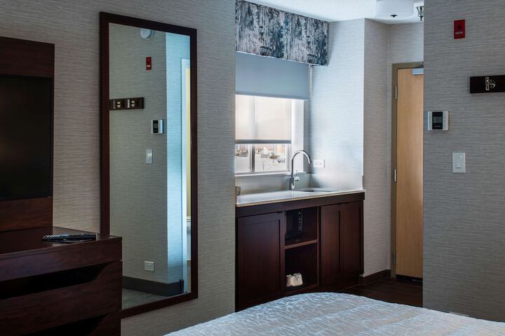 Hampton Inn & Suites Chicago / Lincolnshire