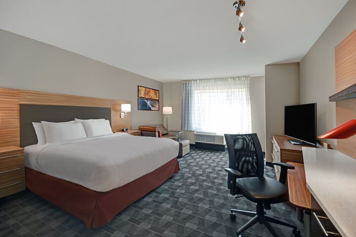 Room 15 of 39