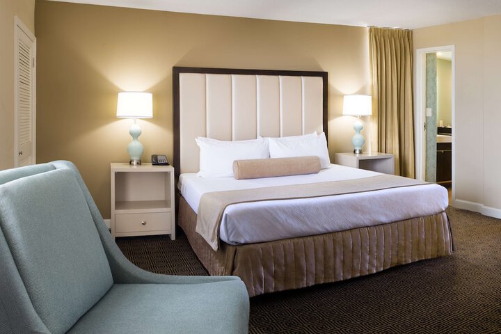 DoubleTree by Hilton Hotel Jacksonville Riverfront