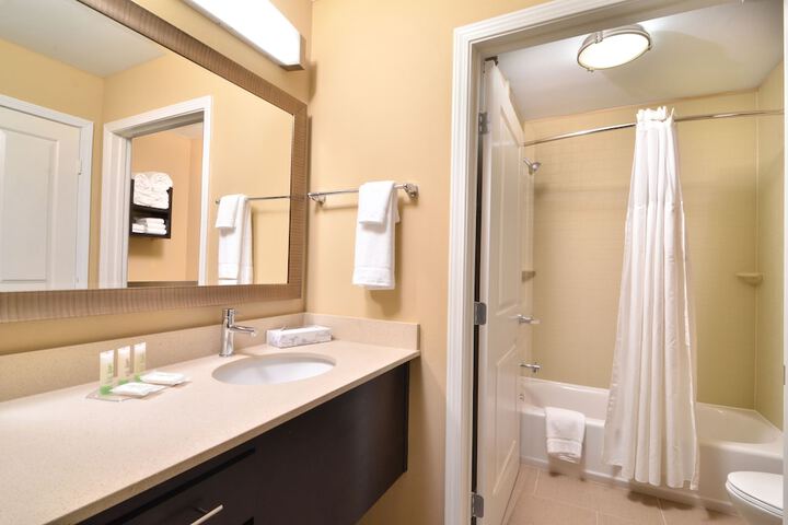 Staybridge Suites Tomball - Spring Area by IHG