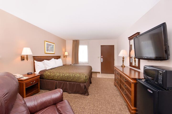 Briarwood Inn of Geneva
