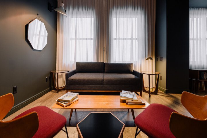 Room 61 of 88