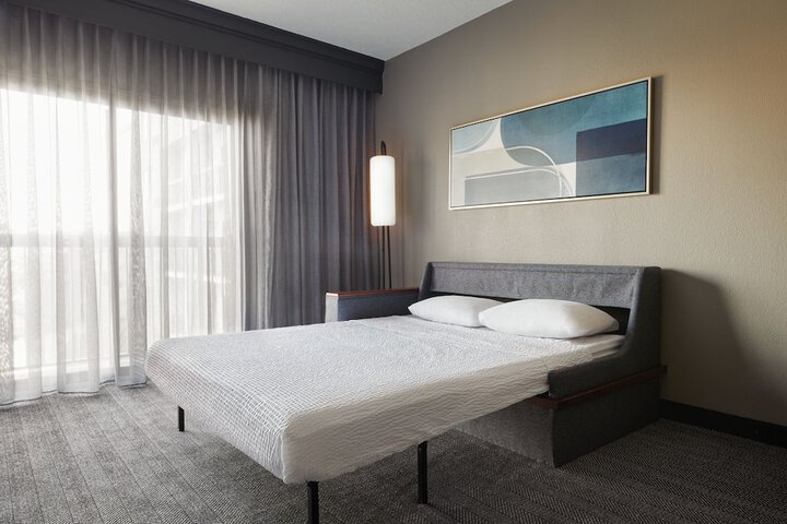 Room 12 of 35