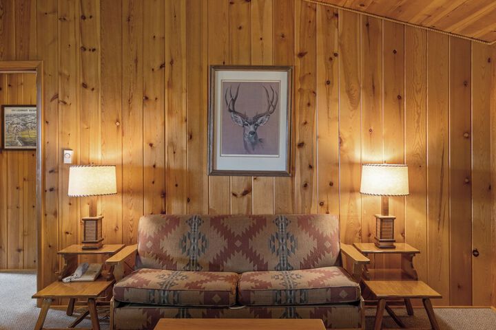 El Western Cabins & Lodges
