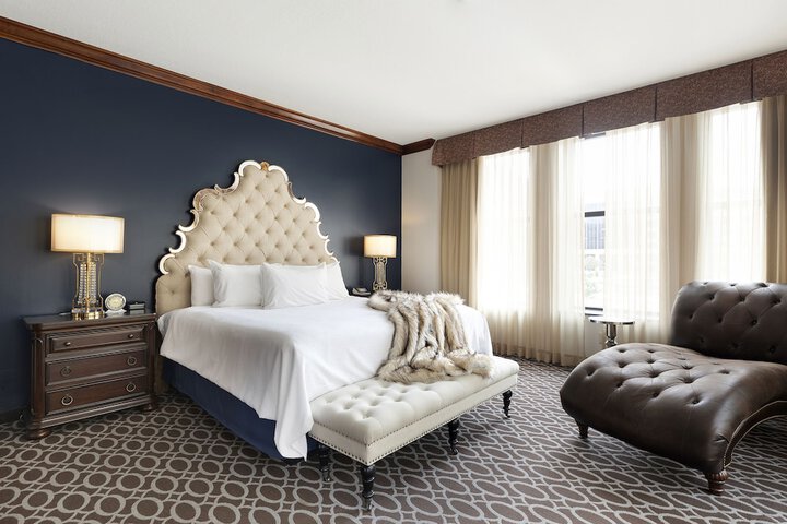 Des Lux Hotel
