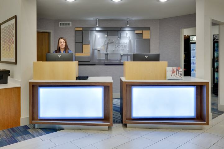 Holiday Inn Express Hotel & Suites Scottsbluff-Gering by IHG