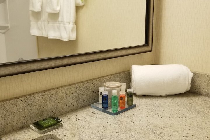 Room 18 of 43