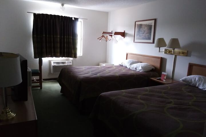 Room 17 of 25