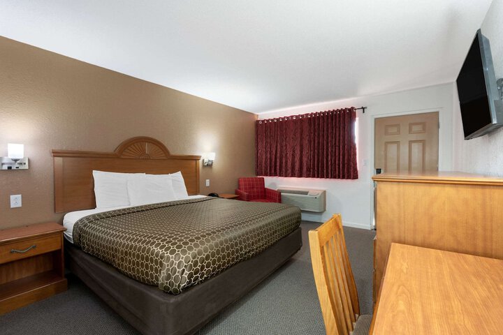 Room 22 of 30