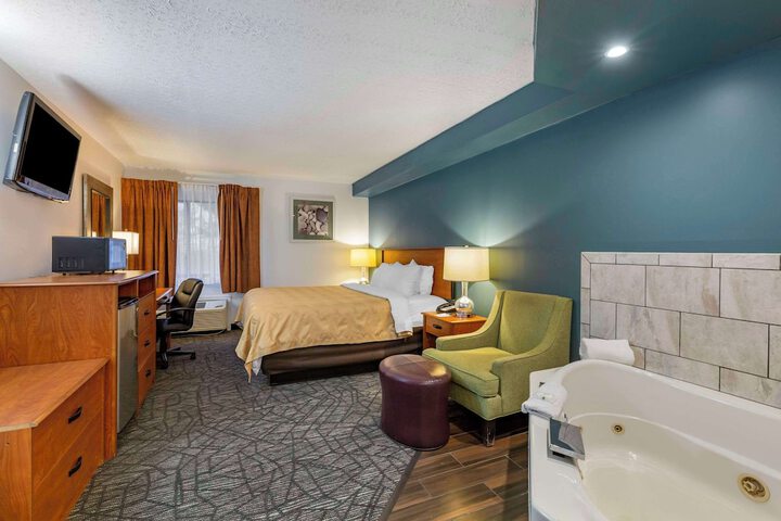 Room 14 of 43