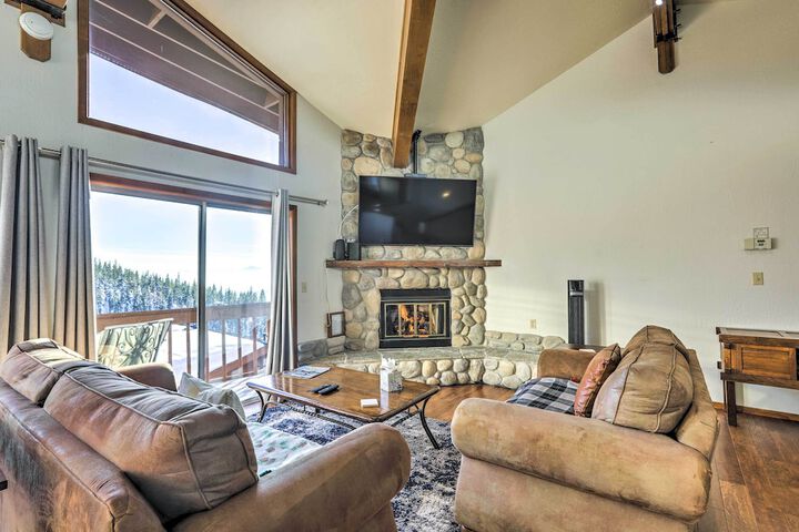 Steps to Diamond Peak: Incline Village Condo