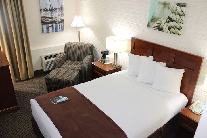 Room 36 of 60