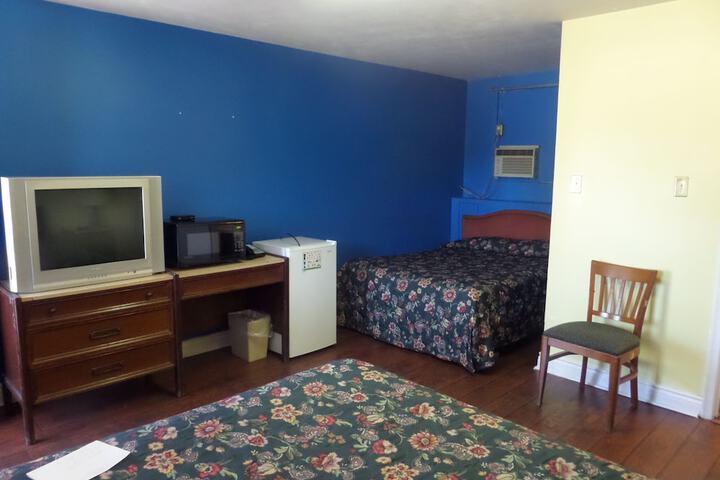 Room 40 of 43