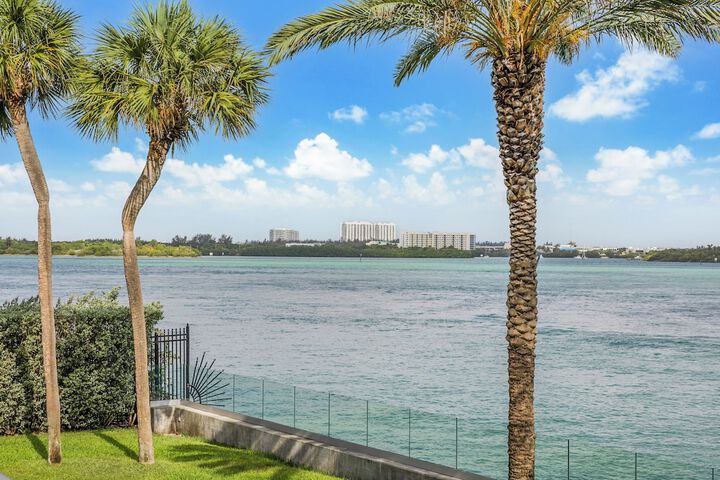 Beach Haus Bal Harbour