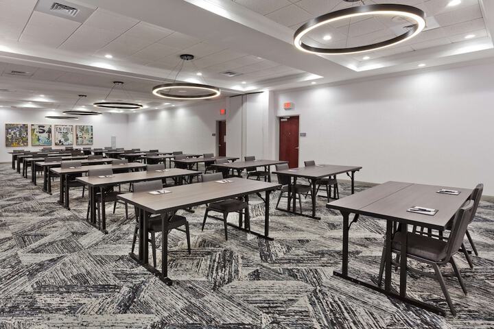 DoubleTree by Hilton Dothan AL