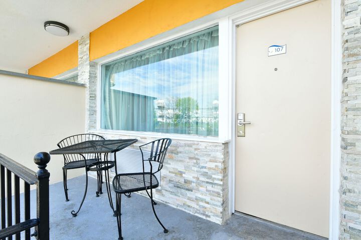 Terrace/Patio 40 of 43